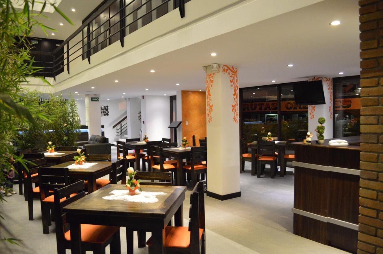 קואנקה Hostal Delia Victoria מראה חיצוני תמונה