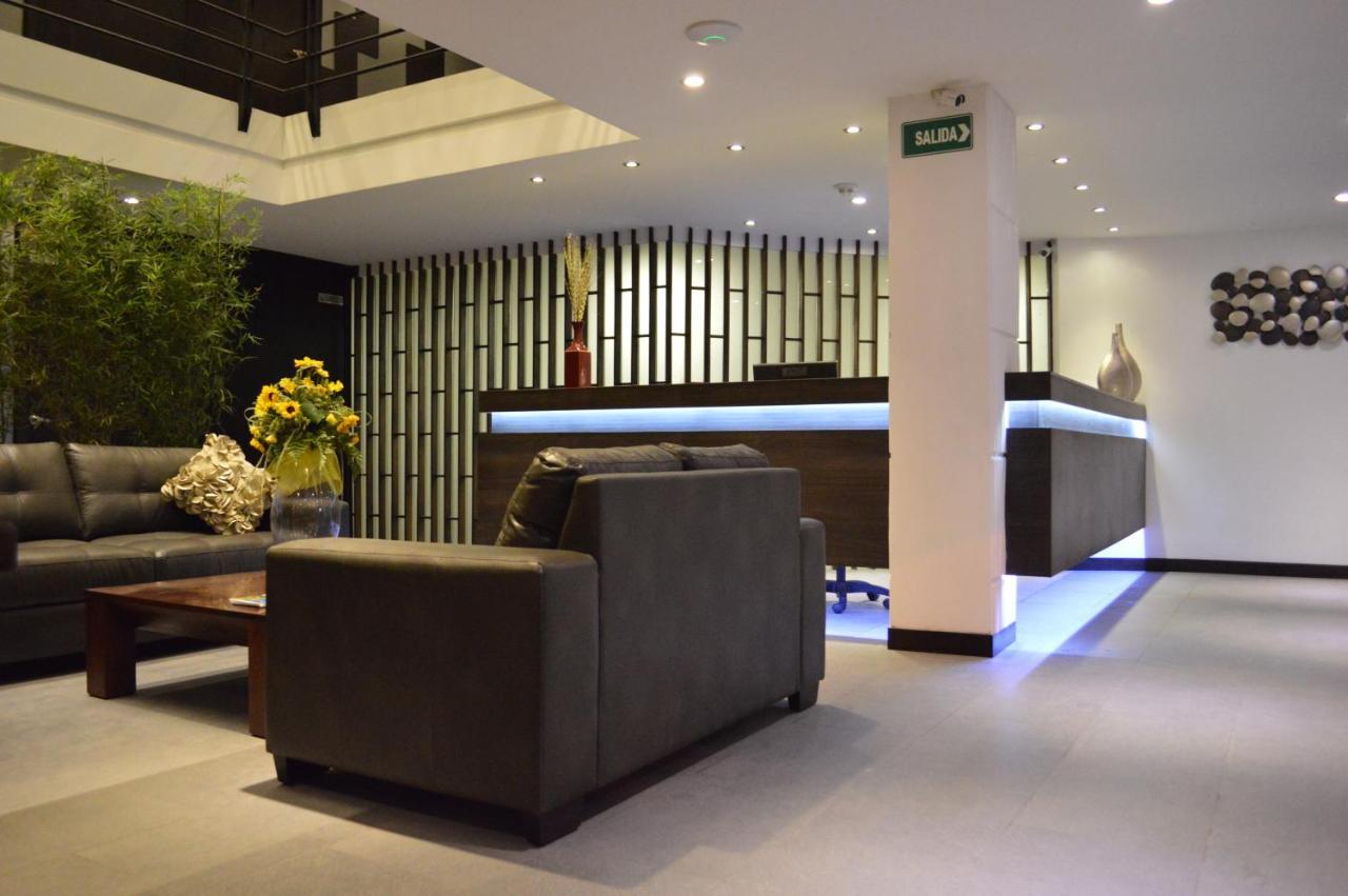 קואנקה Hostal Delia Victoria מראה חיצוני תמונה